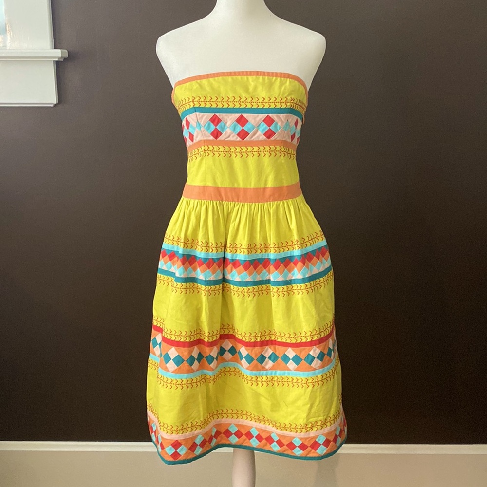 Leifsdottir yellow strapless dress. Size 6.